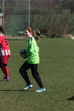 Bild 15 - C-Juniorinnen TSV Zarpen - TuS Tensfeld : Ergebnis: 2:1